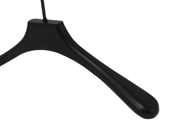 Black Beautiful and Lightweight Plastic Hanger